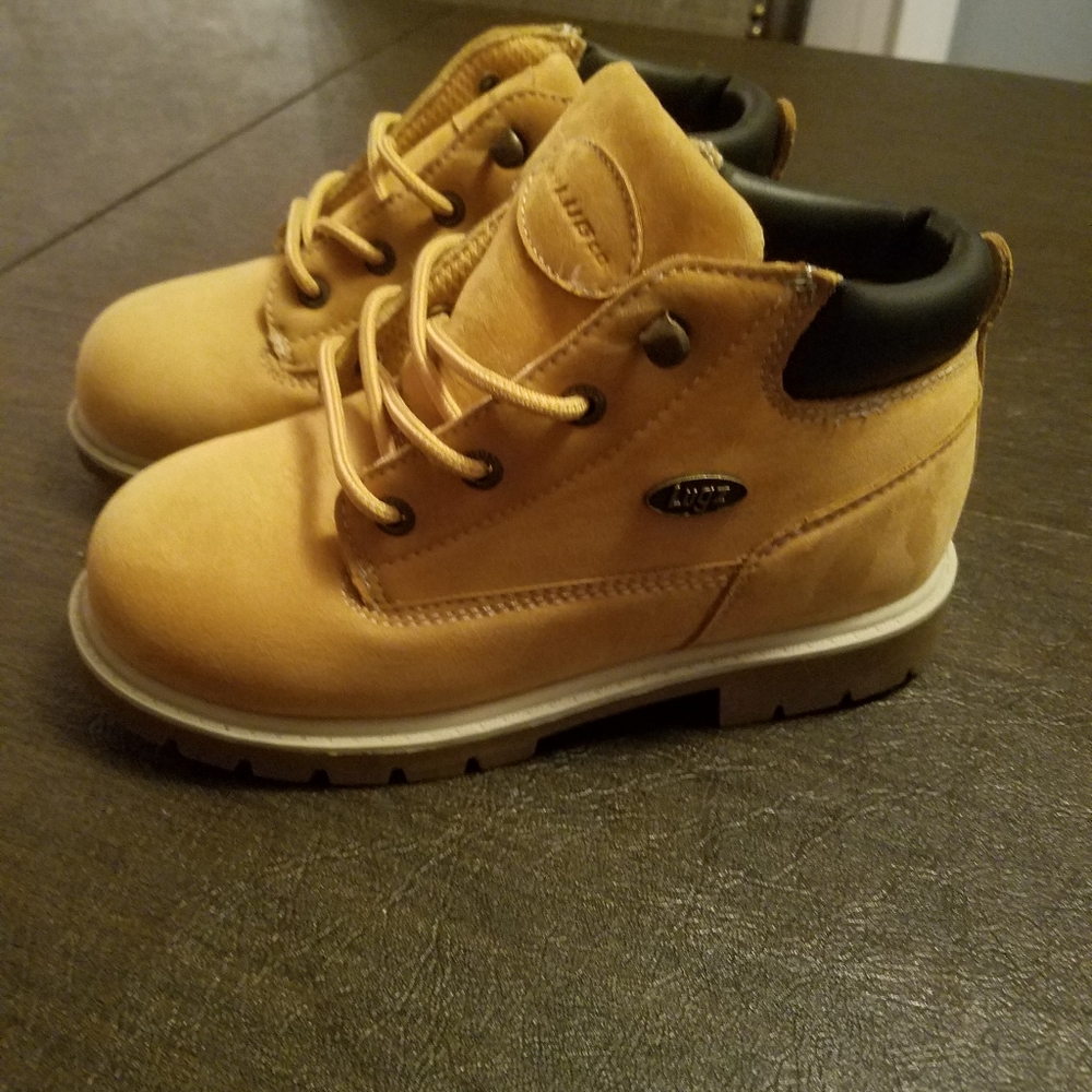 Boys Lugz boots